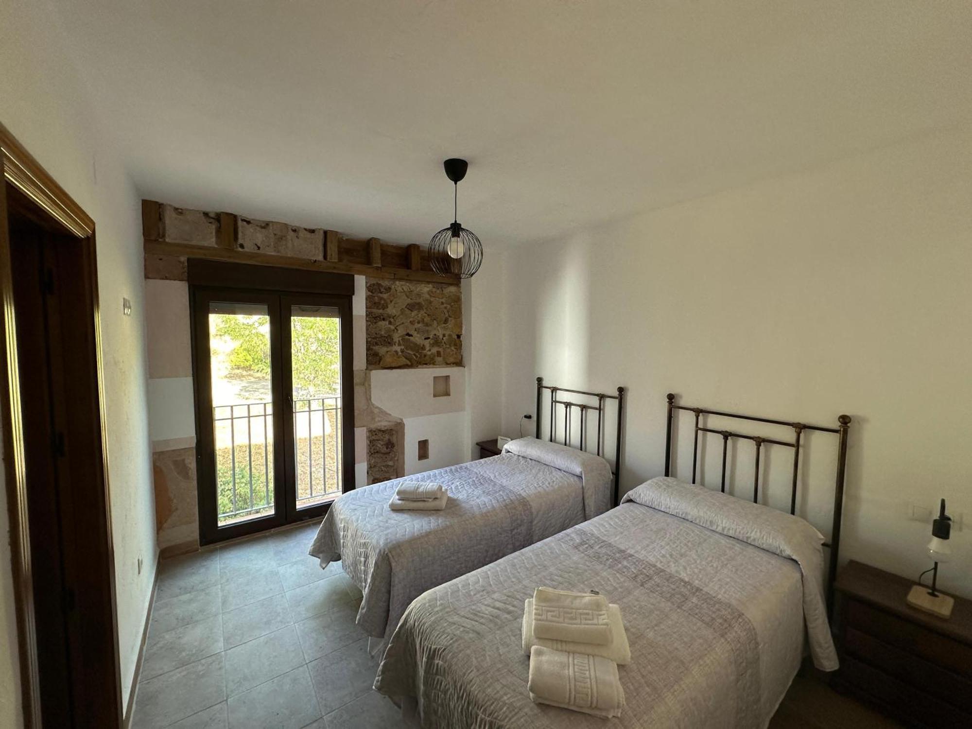 Casa Rural Torremontero Apartamentos Орнос Экстерьер фото